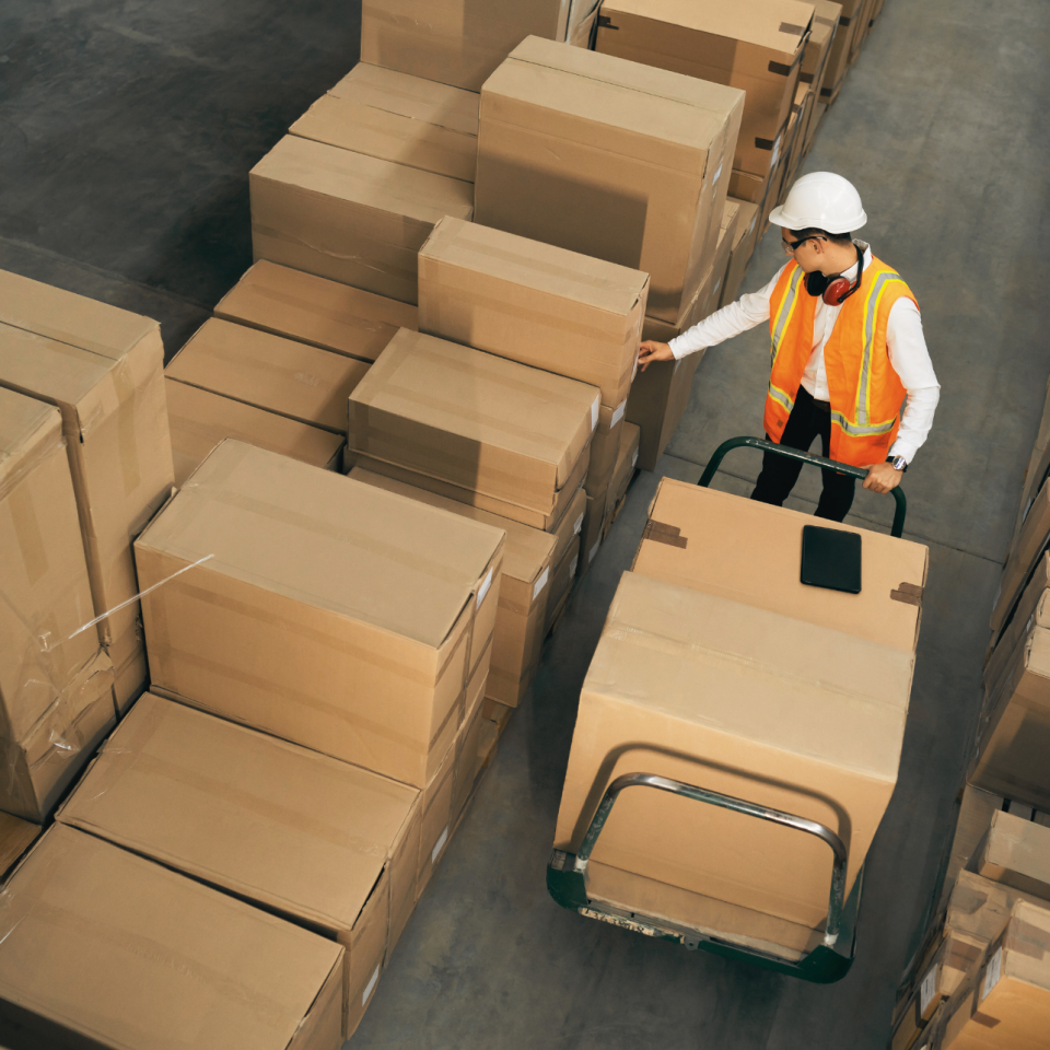 When to Hire a Freight Shipping Provider: Key Considerations for Your Business